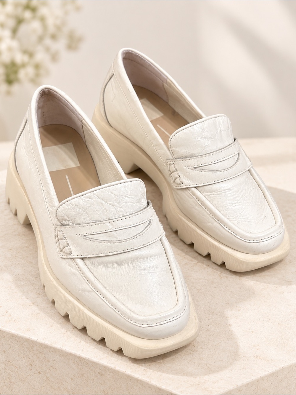 Dolce Vita White Leather Chunky Lug Sole Penny Loafers Women’s Size 8